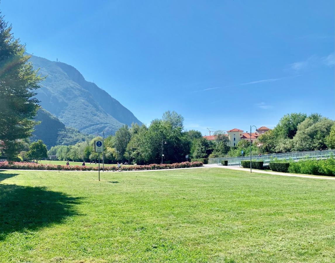 Appartamento Bolzano Centro Talvera Luaran gambar