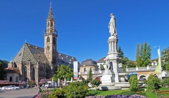 Appartamento Bolzano Centro Talvera Luaran gambar