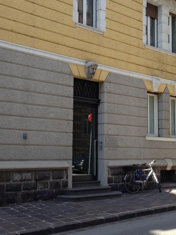 Appartamento Bolzano Centro Talvera Luaran gambar